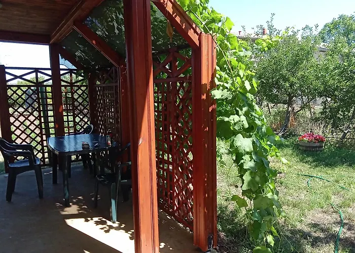 къща градината Krapets (Dobrich)